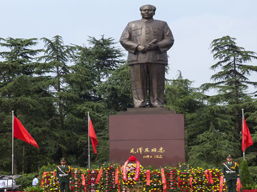 毛澤東銅像廣場